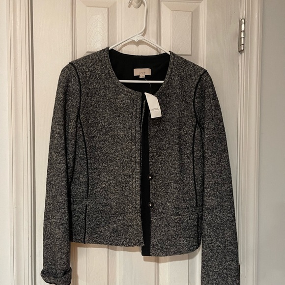 Loft Jacket - Picture 2 of 3